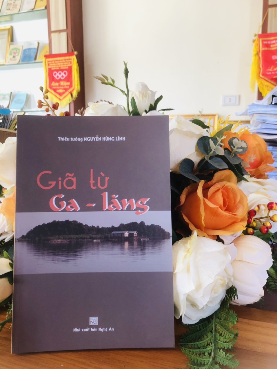 “Giã từ Ga-lăng” - cuốn sách lưu dấu kỷ niệm với nghề của Thiếu tướng Nguyễn Hùng Lĩnh