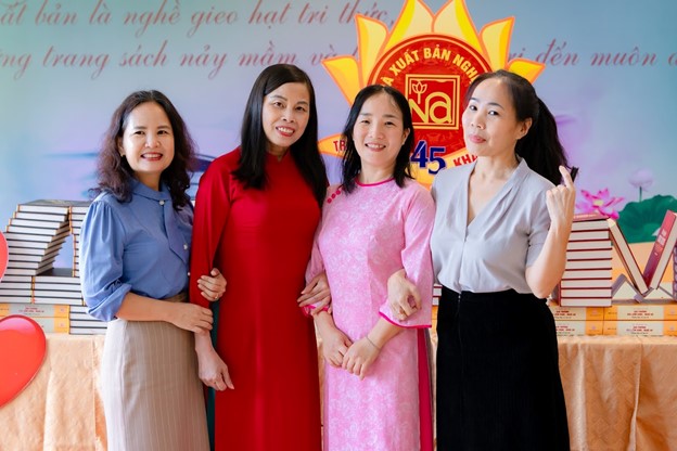 anh 25