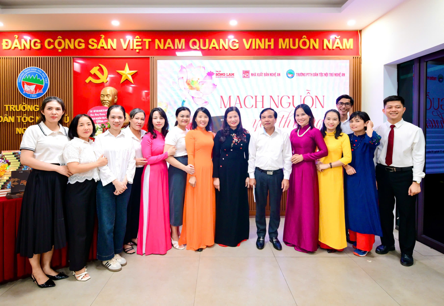 anh 9